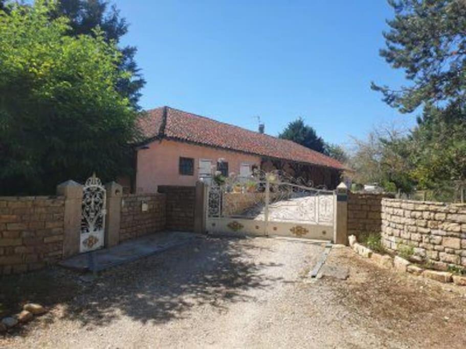 Studio3 Spacieux 1A4 Pers Marboz Buitenkant foto